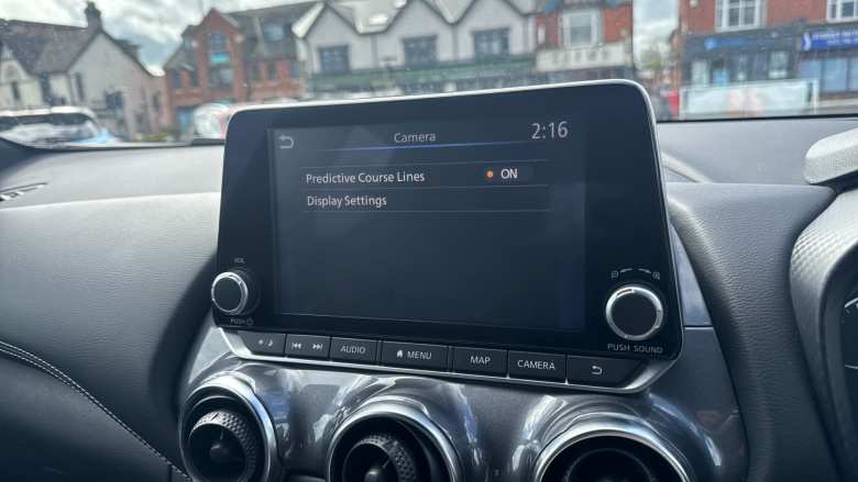 Nissan Juke 1.0 DiG-T 114 N-Connecta 5dr Petrol Hatchback